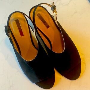 Tahari Vander sling back open toe black faux suede and cork wedges 8 1/2